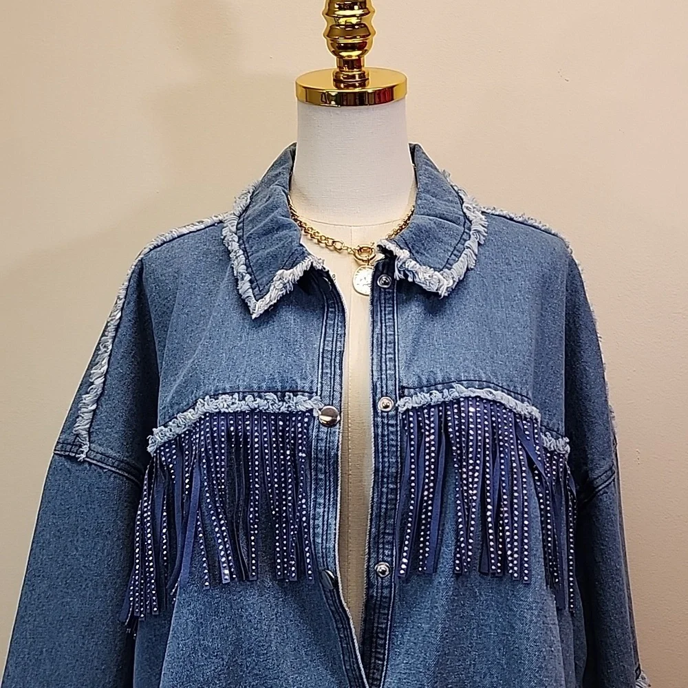 Arula Light Wash Fringe Denim Shacket Oversized Western Jacket Size 1X - Picture 2 of 8